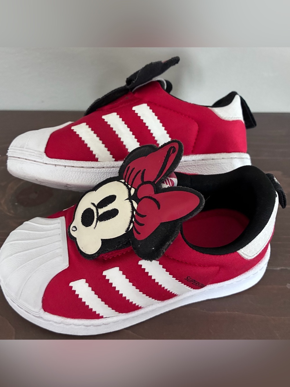 adidas Superstar Minnie Mouse Toddler/Kids Slip-On Sneakers, Size 8